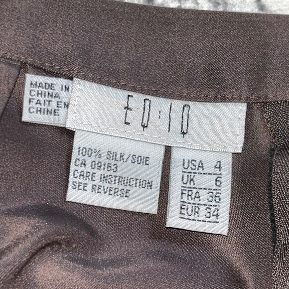 EQ-IQ 100% silk pencil skirt (4/XS) EUC, with pockets, in chocolate. - Picture 3 of 12